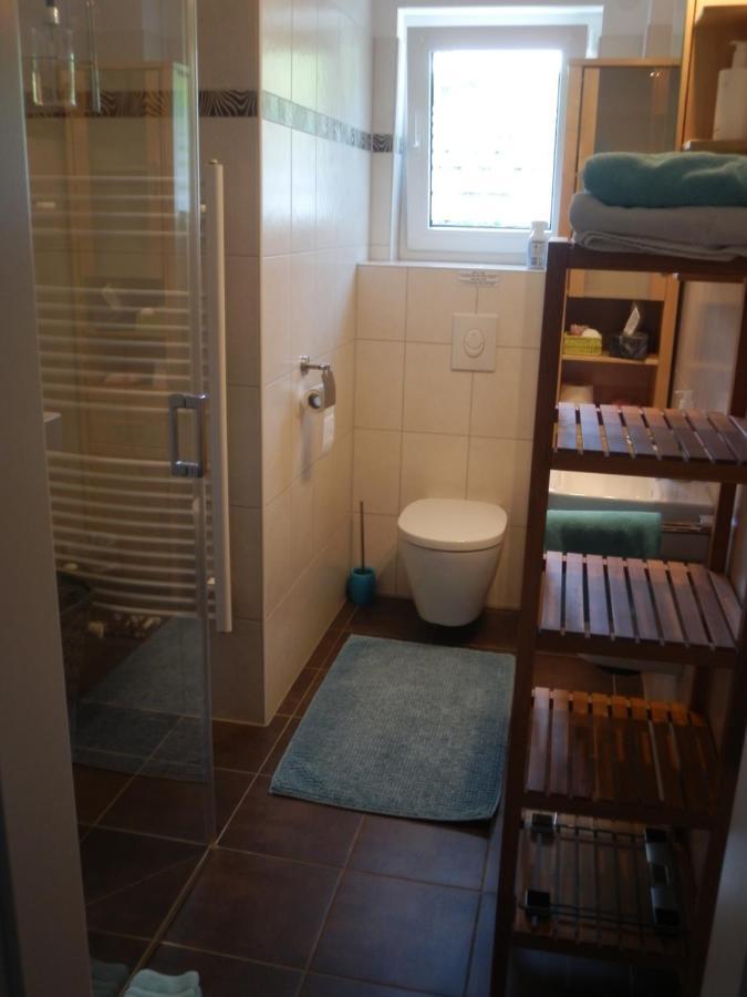 Bed & Breakfast Engen Luaran gambar